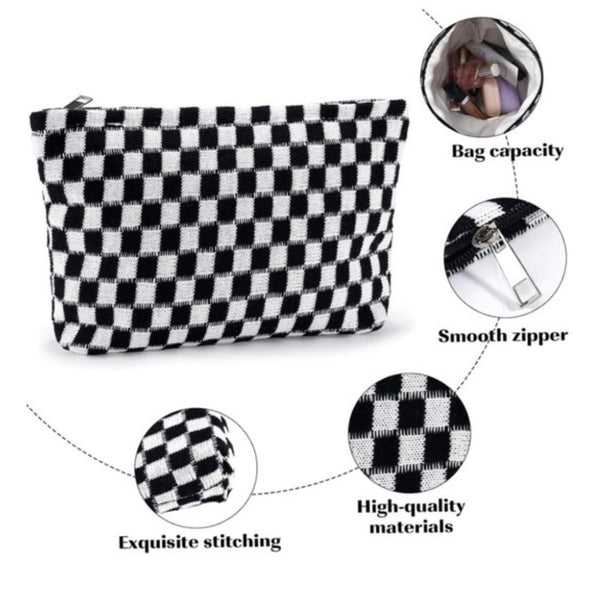 CHECK ME OUT MAKEUP POUCH-Body and Sol