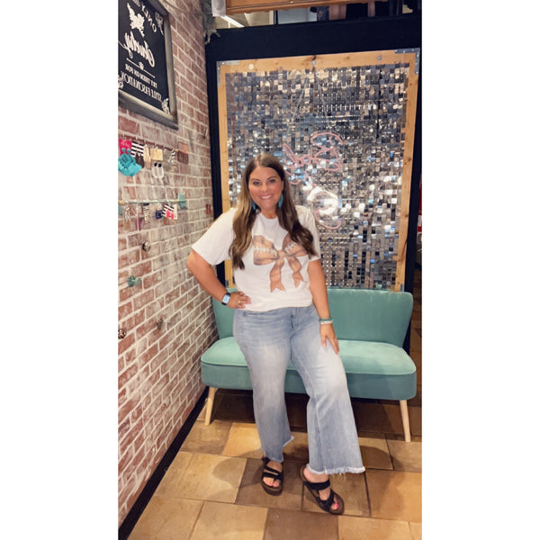 RISEN WIDE LEG JEANS- LIGHT WASH-Body and Sol
