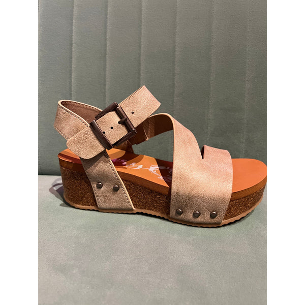 SHAYNE SANDALS-Body and Sol