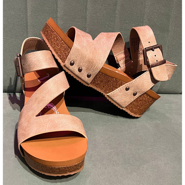 SHAYNE SANDALS-Body and Sol