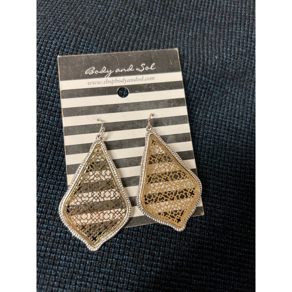 KENDRA EARRINGS-Body and Sol
