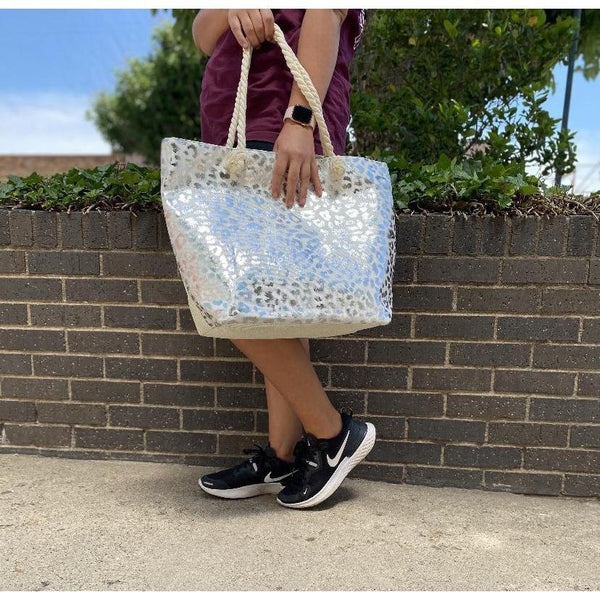 SHORE DAYS BEACH TOTE-Body and Sol
