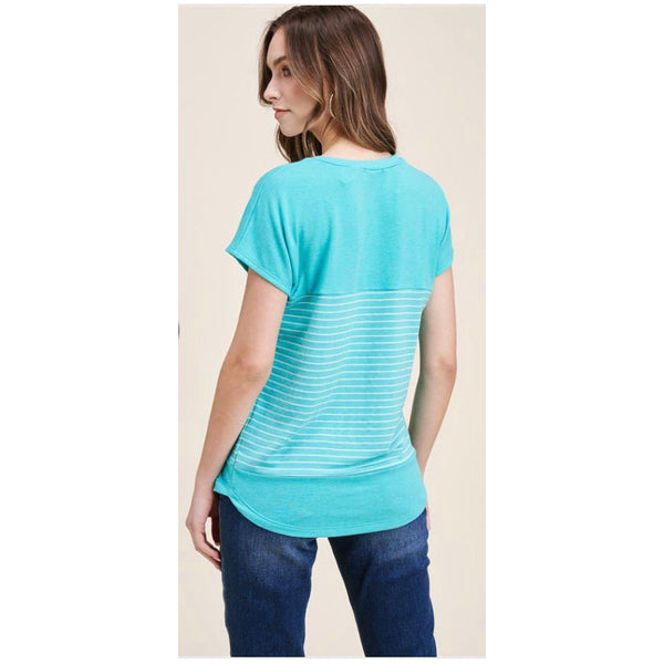 TURQUOISE V-NECK TOP-Body and Sol