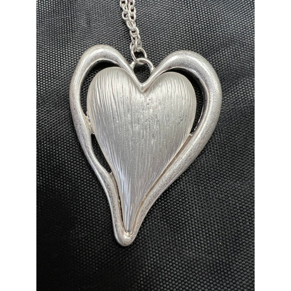A MOTHER'S HEART NECKLACE-Body and Sol