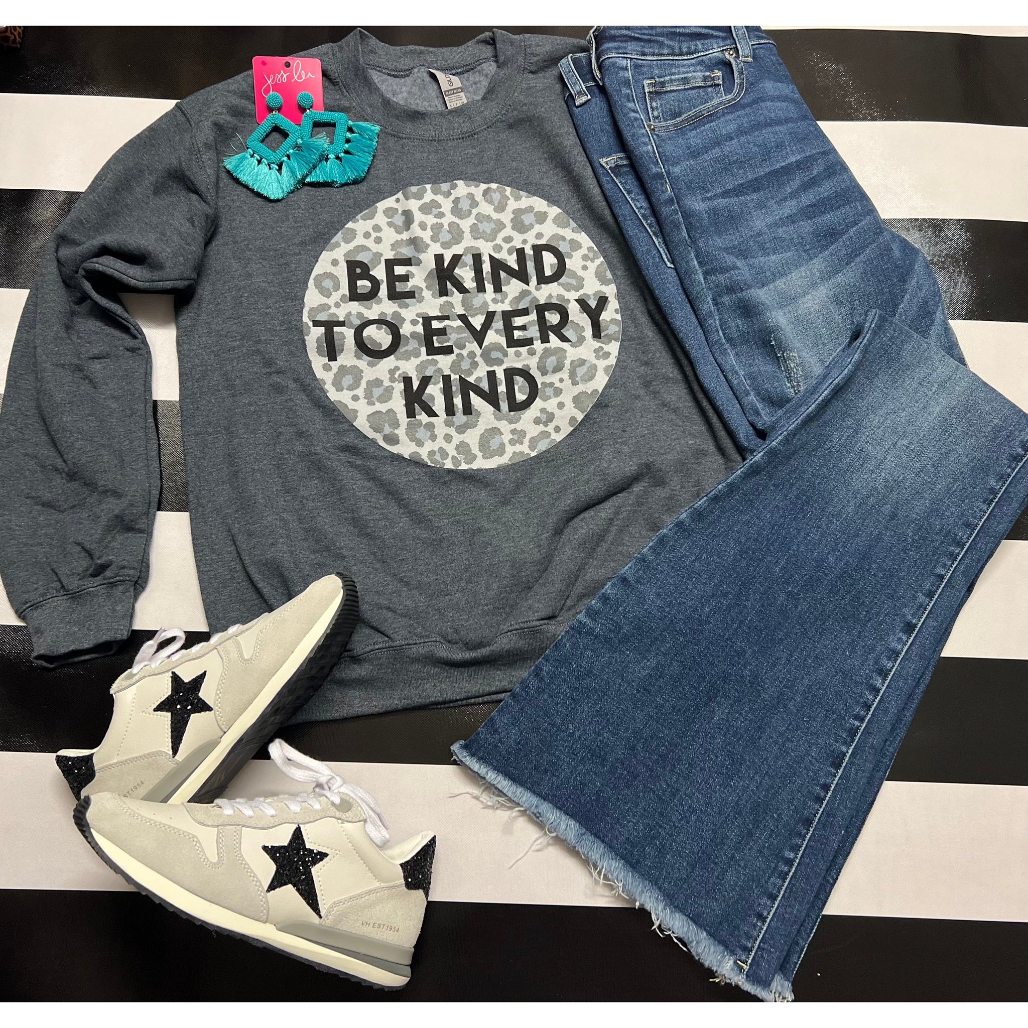 BE KIND SWEATSHIRT-Body and Sol