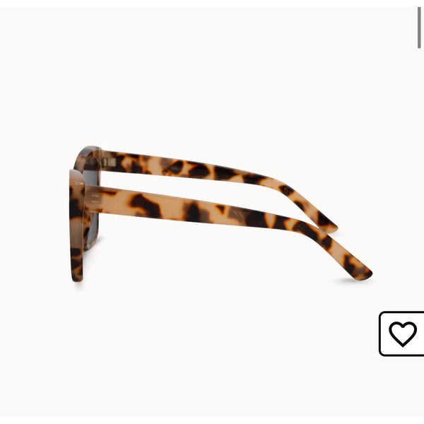 DAX EYEWEAR CALLIE CHEETAH-Body and Sol