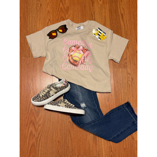 GAMEDAY SOFTBALL TEE-Body and Sol