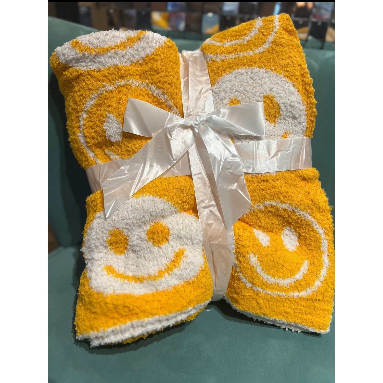 HAPPY HAPPY BLANKET – Body and Sol