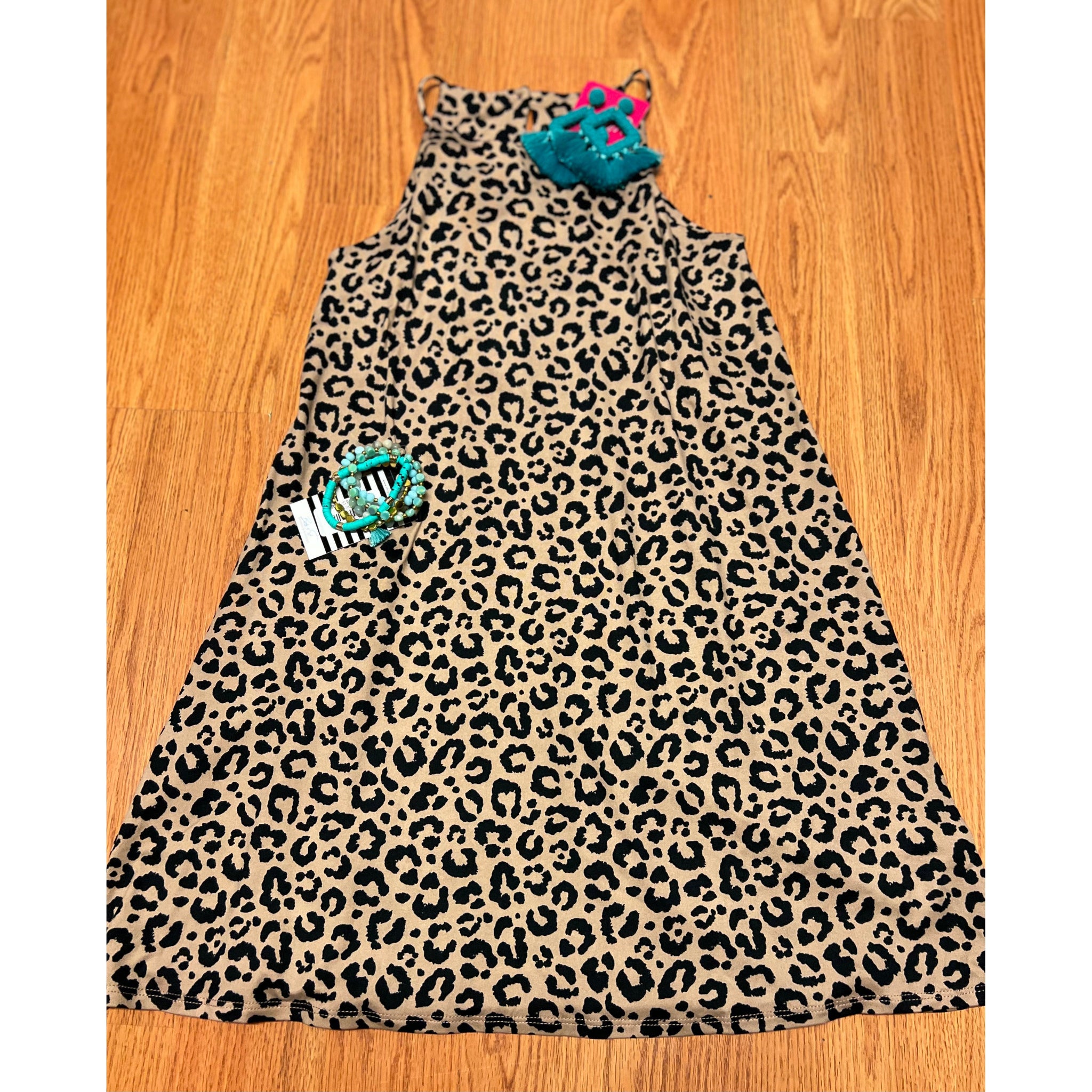LUCKY LEOPARD DRESS-Body and Sol