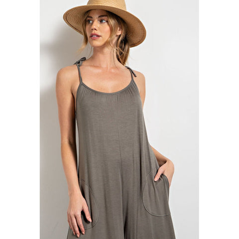 TAYLOR'S JUMPSUIT IN OLIVE-Body and Sol