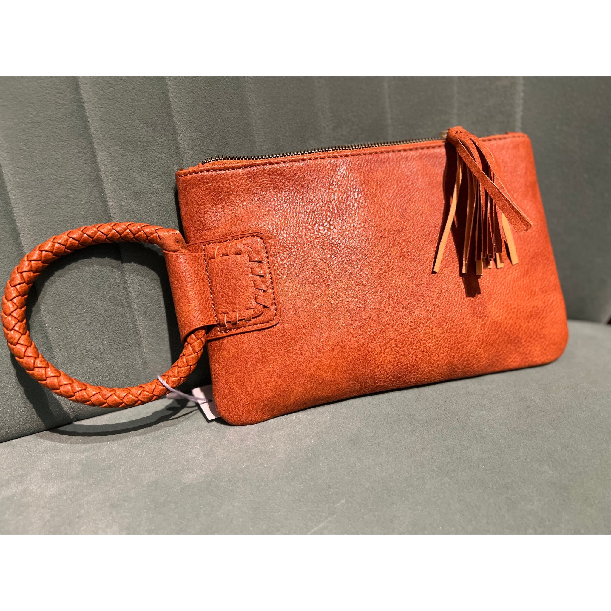 BROWN CLUTCH-Body and Sol