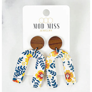 GOLDEN JASMINE EARRINGS-Body and Sol