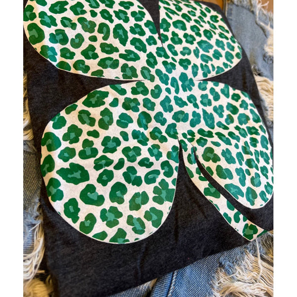 LEOPARD CLOVER TEE-Body and Sol