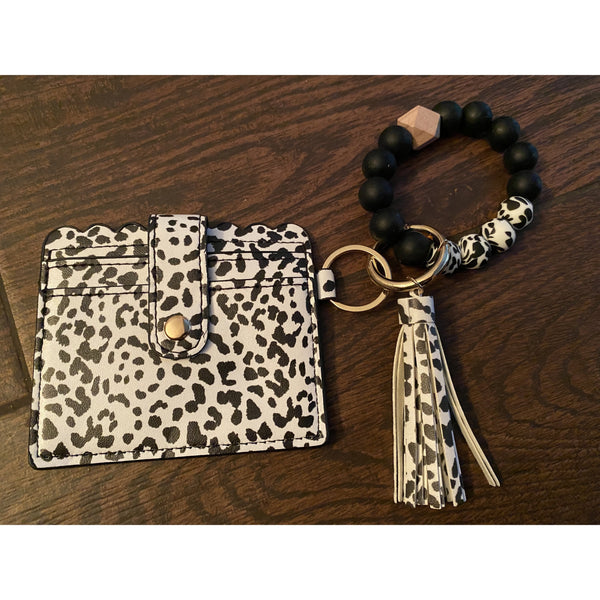 SILICONE KEYCHAIN WITH CARD HOLDER-Body and Sol