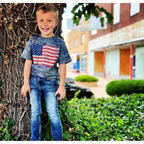 VINTAGE FLAG KIDS TEE-Body and Sol
